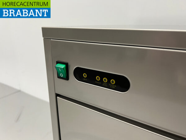 HCB stainless steel Peeling ice machine Chushed ice 30 kg per day 230V Catering - Image 4
