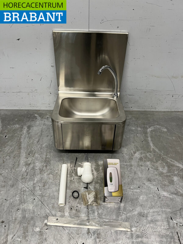 Stainless steel Saro Sink with knee bedieining with soap dispenser Catering