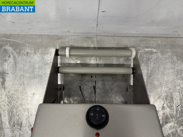 Stainless steel Duniform Sealing machine with mold 1/2 GN 230V Catering - Image 5