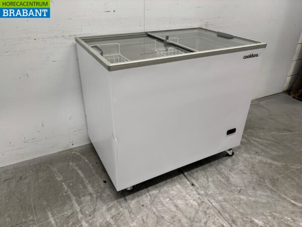 Cooldura Freezer with sliding glass lids 314 liters 230V Horeca - Image 2