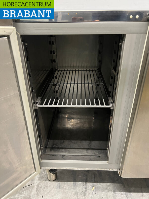 Stainless steel Refrigerated Workbench 3 Doors 161 cm 230V Catering - Image 4