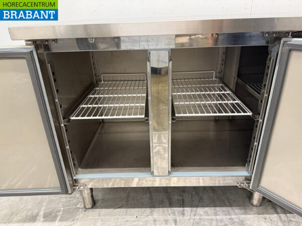 Stainless steel Maxxfrost Refrigerated Workbench 4 doors 223 cm 230V Horeca - Image 4