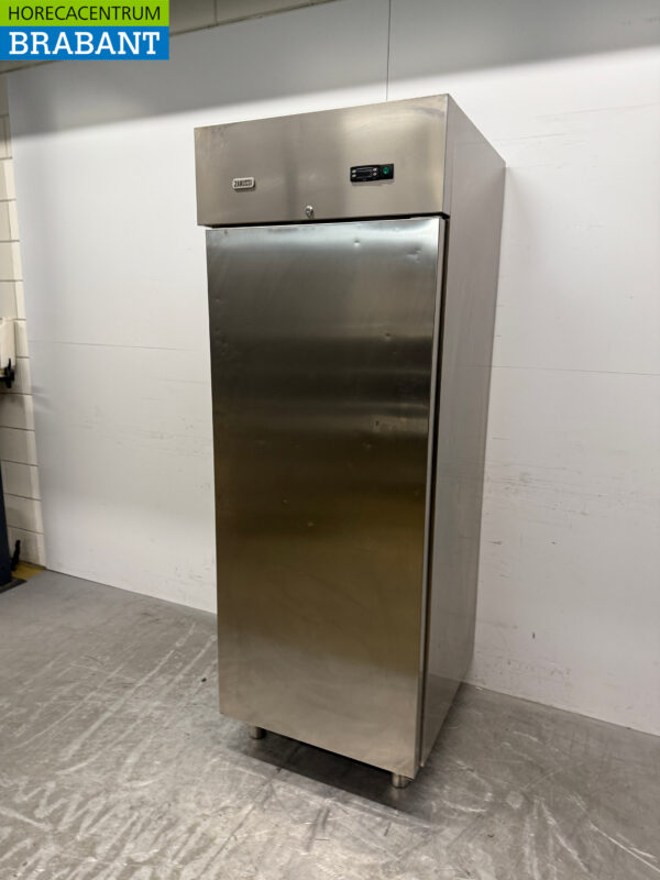 Stainless steel Zanussi Refrigerator 600 liters 230V Catering - Image 2