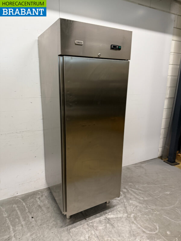 Stainless steel Zanussi Refrigerator 600 liters 230V Catering - Image 3