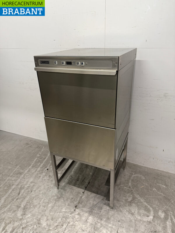 Stainless steel Zanussi Dishwasher with stand 230V Catering - Image 2
