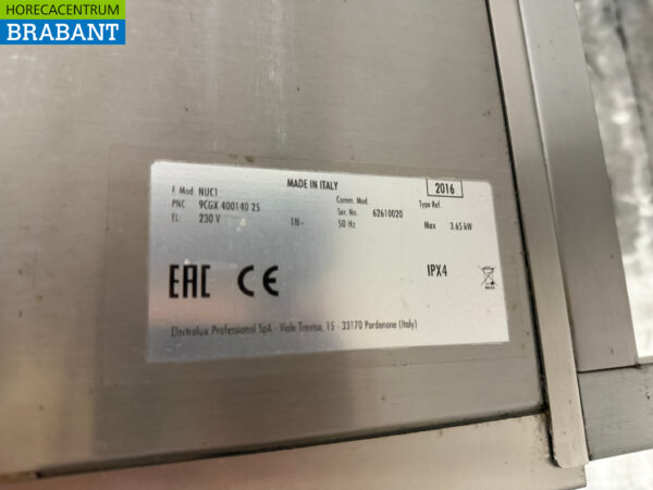 Stainless steel Zanussi Dishwasher with stand 230V Catering - Image 6