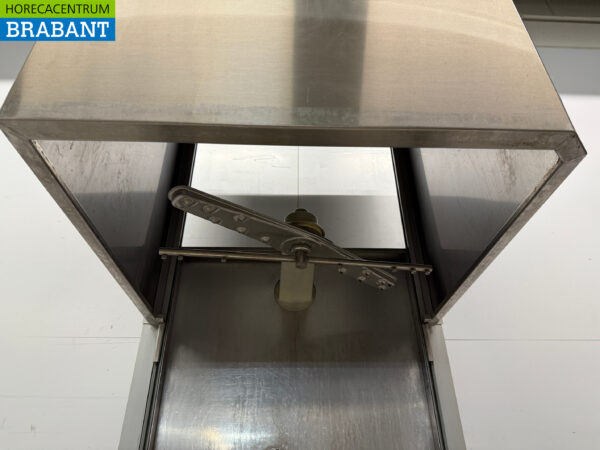 Stainless steel Zanussi HHT8 Sliding dishwasher 400V Catering - Image 5