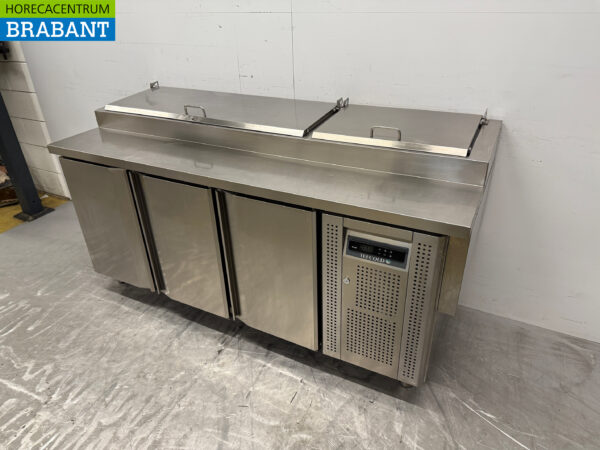 Stainless steel Tefcold Saladette 3 Doors 179 cm 230V Horeca - Image 2