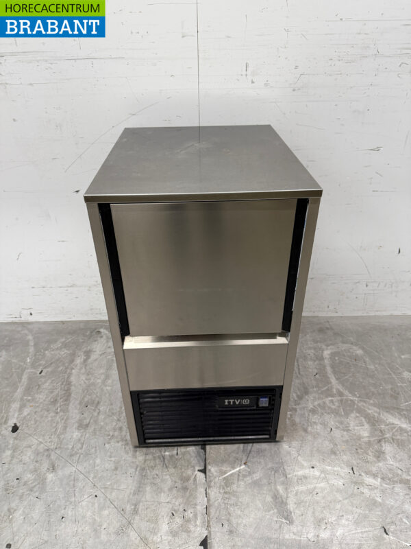 Stainless steel ITV Quasar ice cube machine 34 kg per day 12 kg bunker 230V Horeca