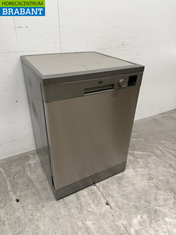Stainless steel Beko Dishwasher with drain pump 230V Horeca - Image 3