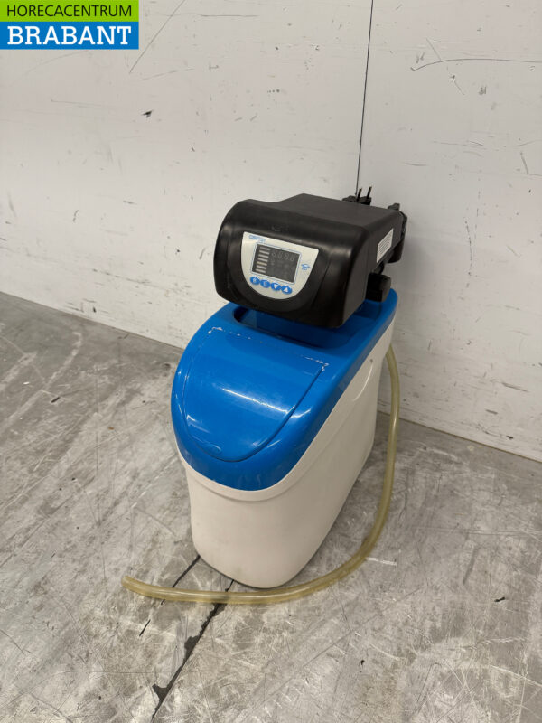 Century Mini Oreka Automatic Water Softener 1050 liters per hour 230V Hospitality - Image 2