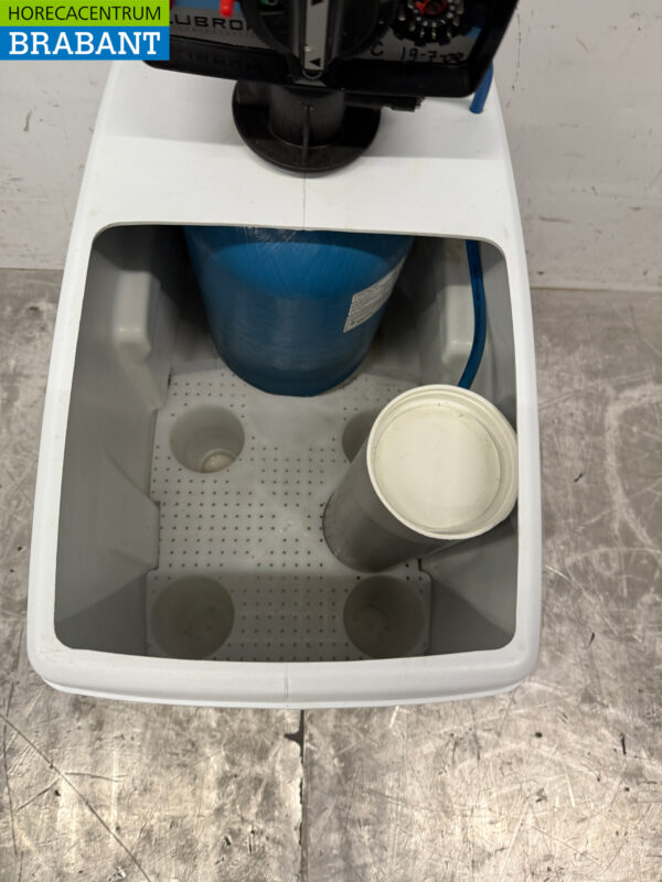 Lubron C30 Automatic Water Softener 400 liters per hour 230V Horeca - Image 5