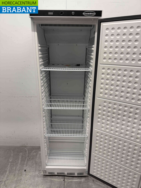 Combisteel Refrigerator Cooling 350 liters 230V Horeca - Image 4