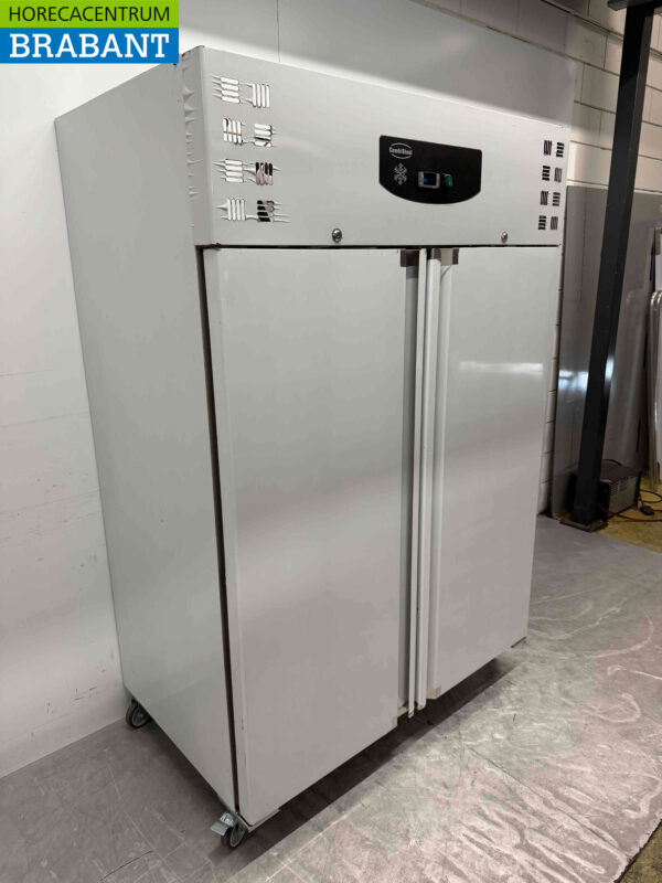 Stainless steel Combisteel Double Door Freezer 1200 liters 230V Horeca - Image 3