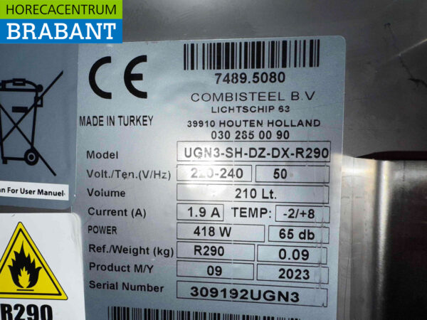 Stainless steel Combisteel Refrigerated Counter Low model 3 doors 160 cm 230V Horeca - Image 5