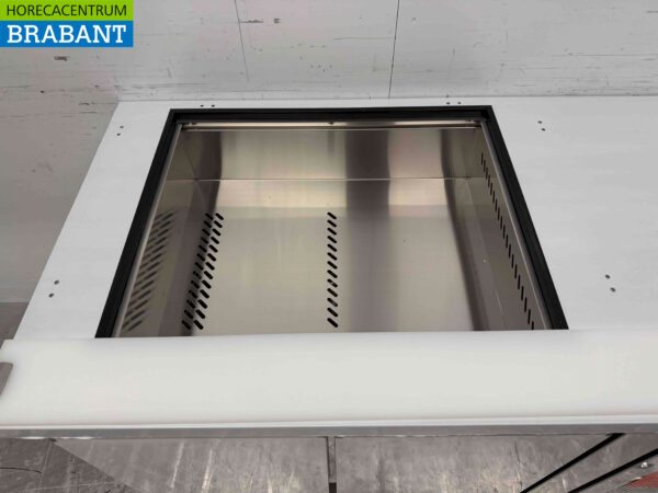Polar CT393 stainless steel Refrigerated Workbench 2 doors 136 cm 230V Catering - Image 5