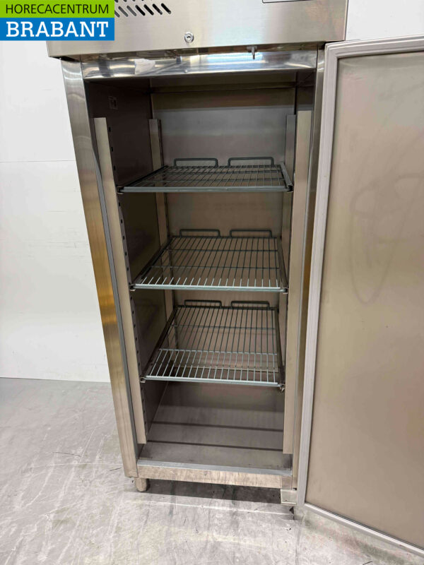 Stainless steel Saro Freezer 534 liters 230V Horeca (kopie) - Image 4
