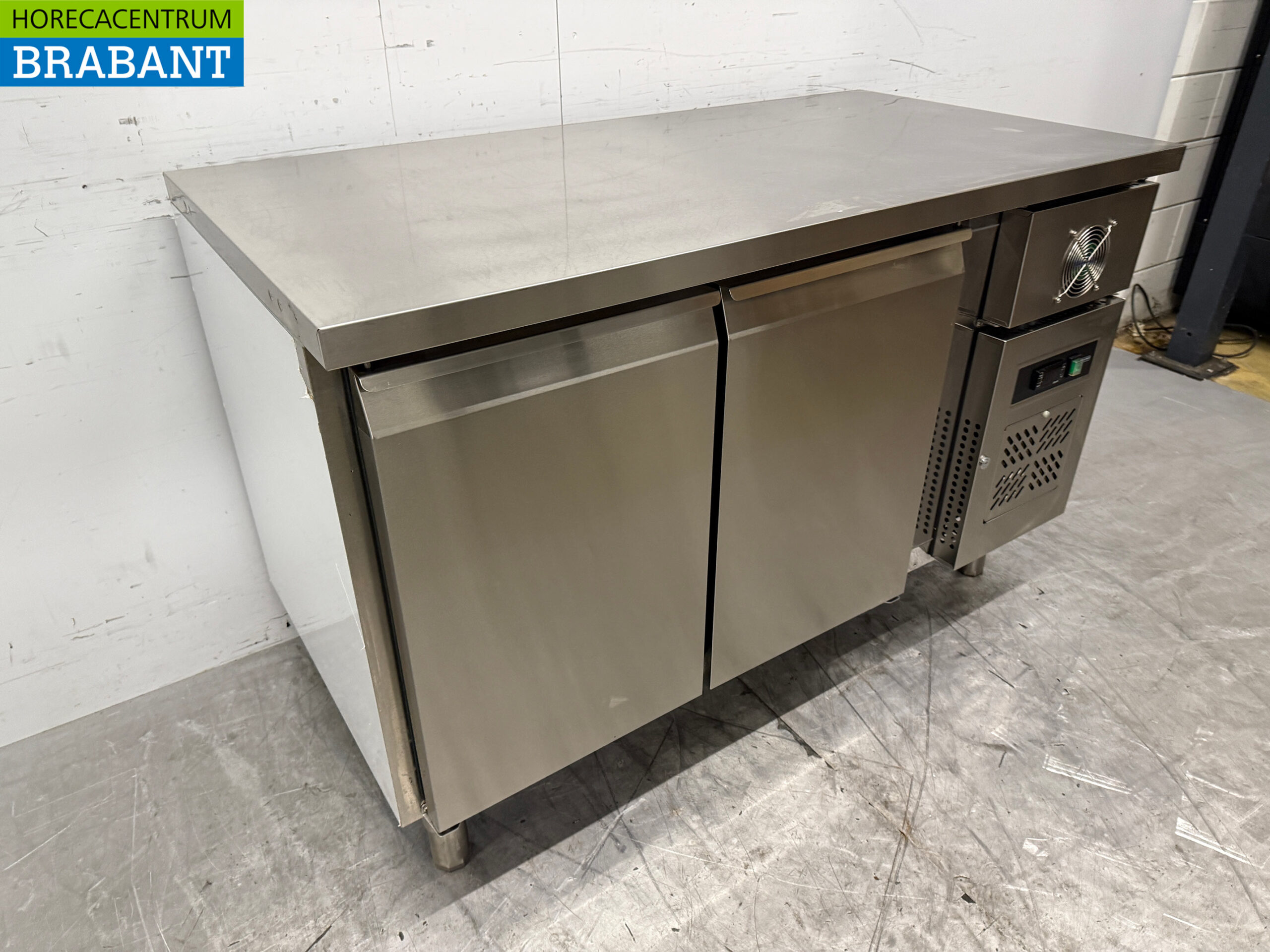 Stainless steel Ecofrost Freezer Workbench 2 doors 136 cm 230V Horeca - Image 3