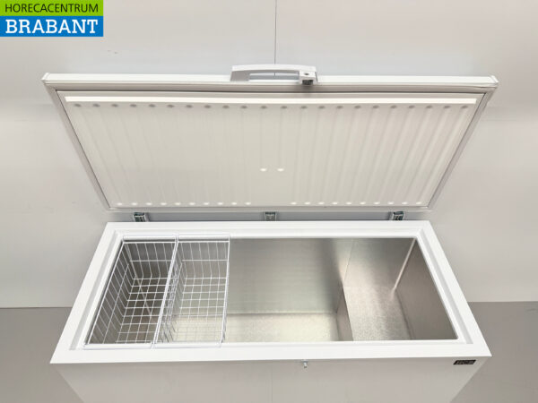 Freezer Chest Freezer with hinged lid 439 liters 230V Horeca - Image 4