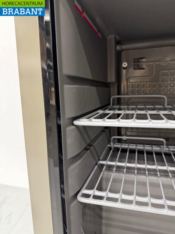 HCB ABS Refrigerator Cooling 170 liters 230V Catering - Image 5