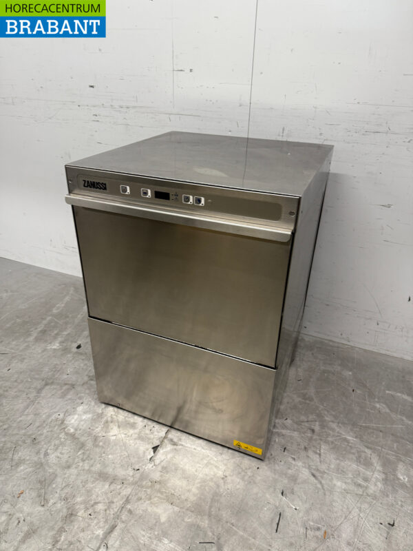 Stainless steel Zanussi NUC3 Dishwasher 400V Catering - Image 2