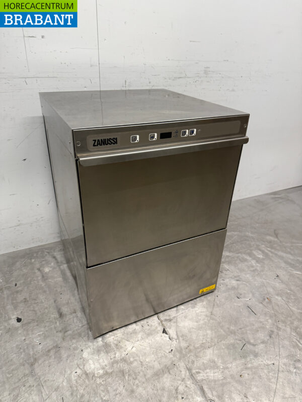 Stainless steel Zanussi NUC3 Dishwasher 400V Catering - Image 3
