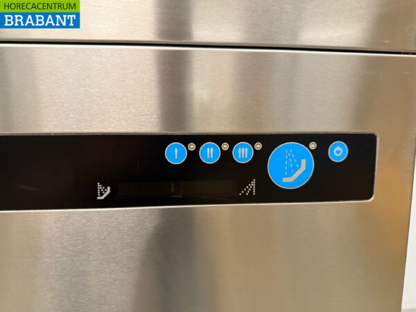 Stainless steel Meiko Upster H500 M2 Sliding dishwasher with drain pump 400V Catering - Image 6
