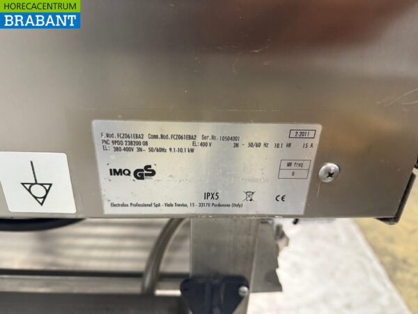 Stainless steel Zanussi Combi steamer with stand 6 x 1/1 GN 400V Horeca - Image 8