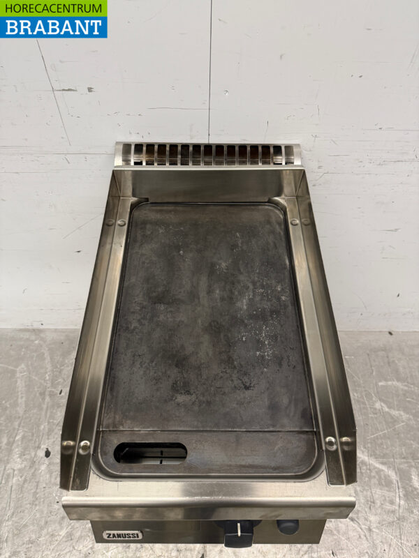 Stainless steel Zanussi griddle 40 cm Natural gas Horeca - Image 4
