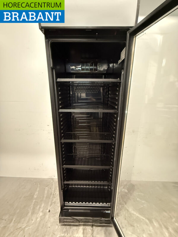 Combisteel Glass door refrigerator 382 liters 230V Horeca - Image 4