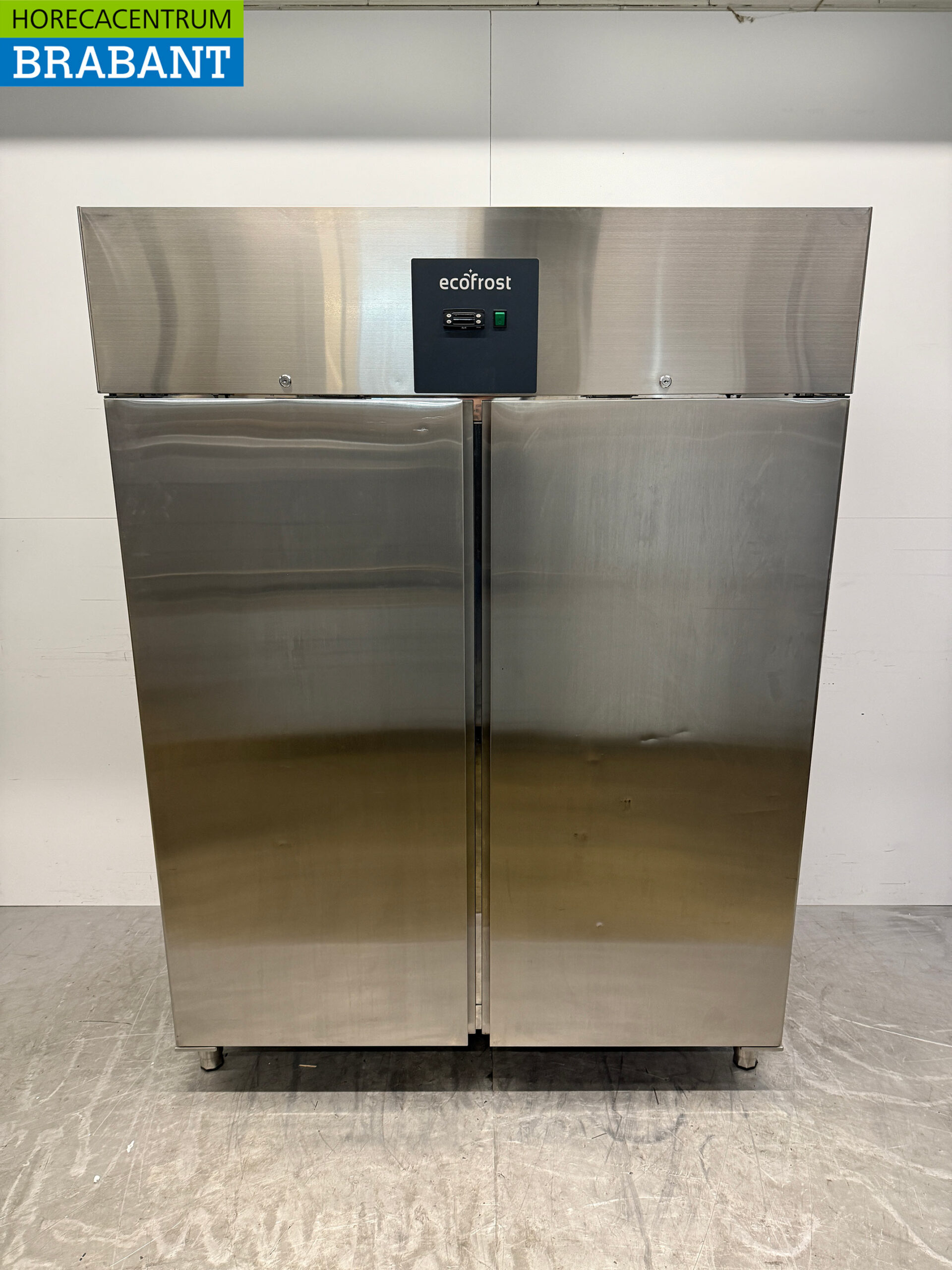 Stainless steel Ecofrost Double door Refrigerator Cooling 1200 liters 230V Catering