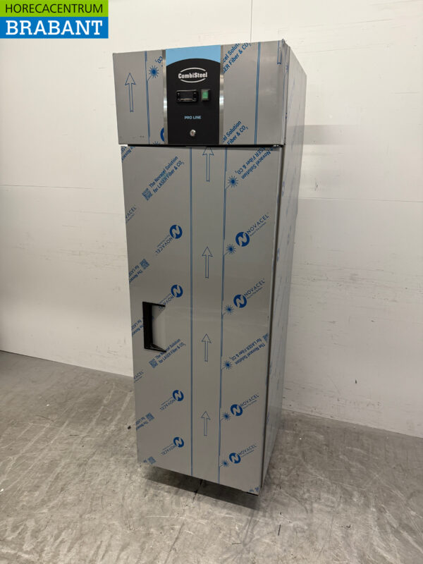 Stainless steel Combisteel Freezer Pro-Line 400 liters 230V Horeca - Image 2
