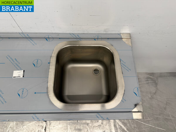 Stainless steel feeding table tbv pass through dishwasher 160 cm Horeca - Image 4