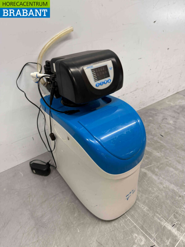 Century Mini Oreka Automatic Water Softener 1050 liters per hour 230V Hospitality - Image 3
