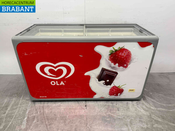 AHT Freezer Chest Freezer Shop freezer with glass sliding lids 364 liters 230V Horeca