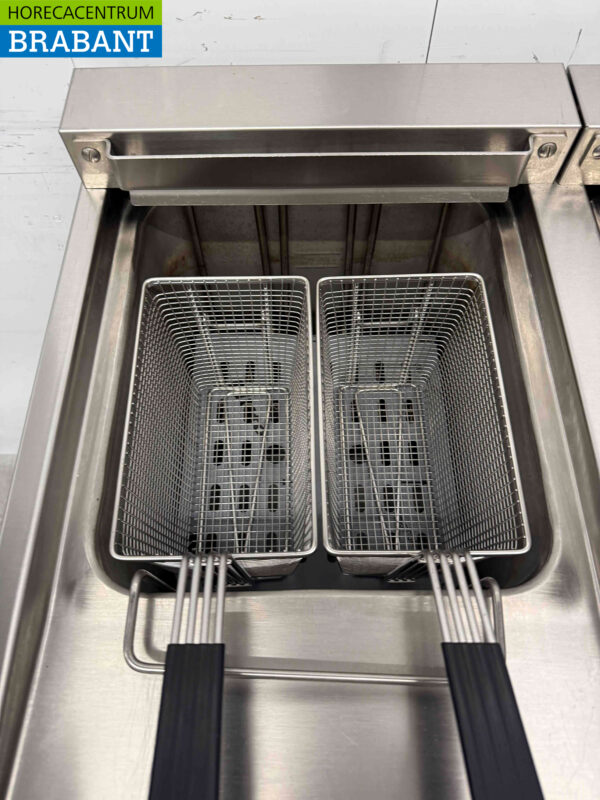 Stainless steel Combisteel Double Fryer Frying 2 x 18 Liter 400V Horeca - Image 6