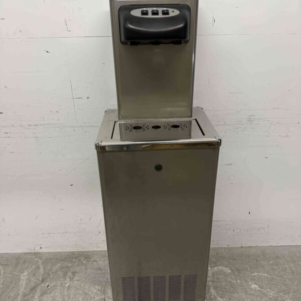 Cosmetal Water Dispenser Refrigerated dispenser 230V Catering