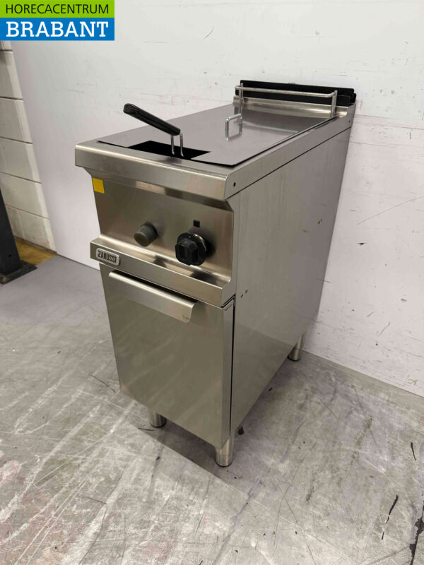 Stainless steel Zanussi Fryer 14 liters Natural gas Catering - Image 3