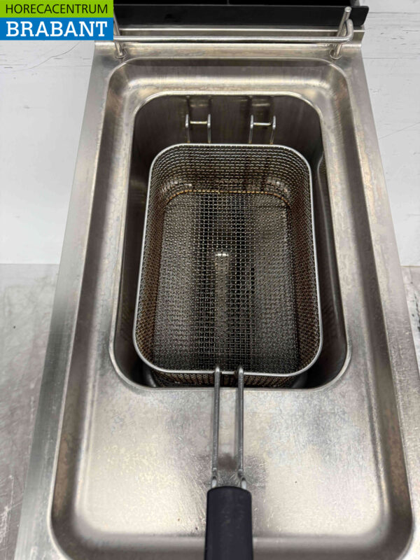 Stainless steel Zanussi Fryer 14 liters Natural gas Catering - Image 5