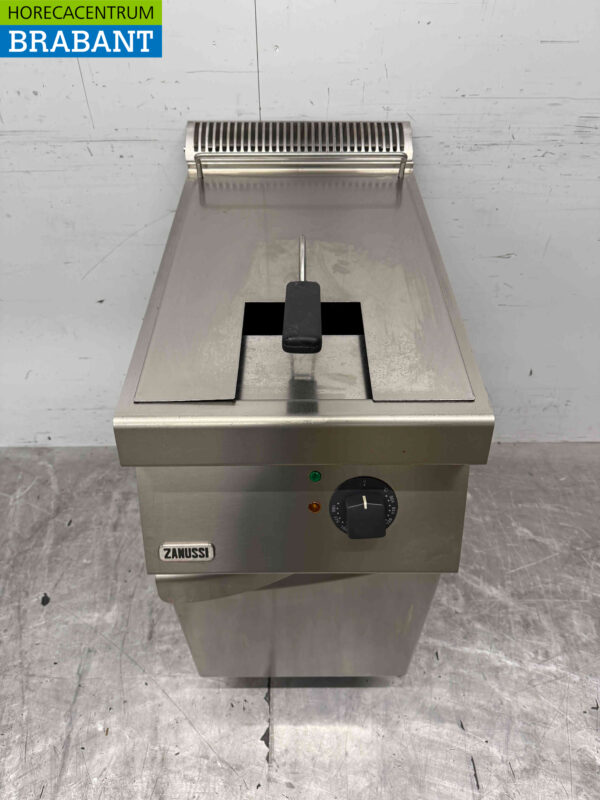 Stainless steel Zanussi Fryer Fryer 14 liters 400V Catering - Image 2