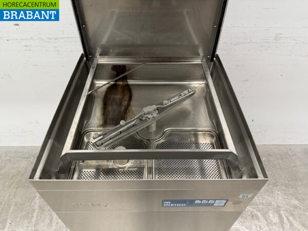 Stainless steel Meiko Sliding dishwasher 400V Catering - Image 5