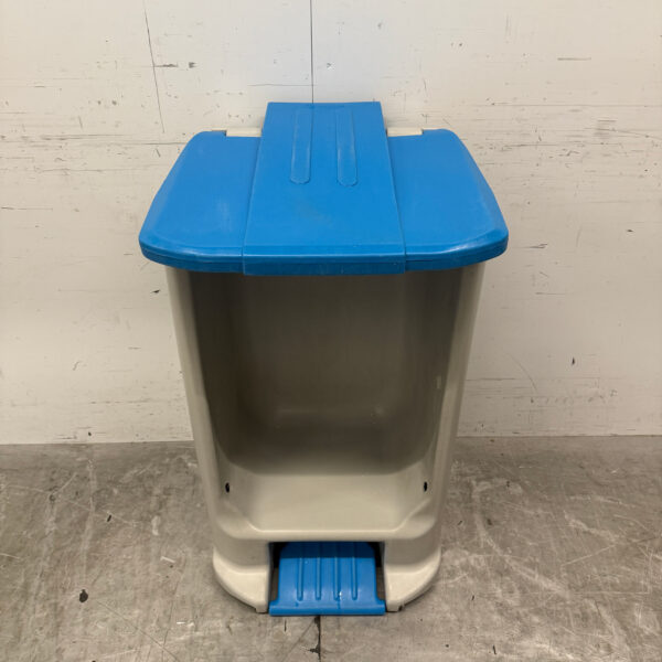 Glassdon Waste Bag Holder with Pedal Plastic Catering