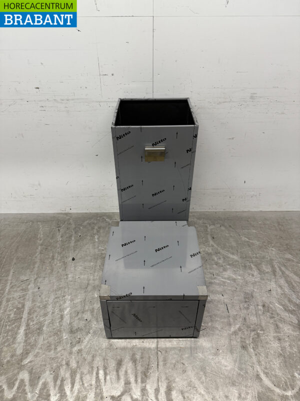 Stainless steel Combisteel Trash Can Waste Bin 80 liters Horeca - Image 4