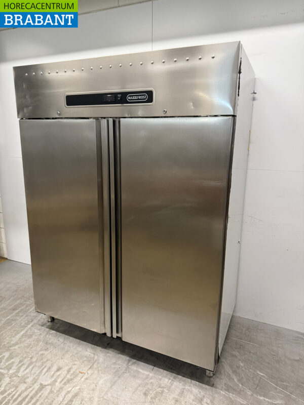 Stainless steel Maxxfrost Double door Refrigerator 1300 liters 230V Catering - Image 2