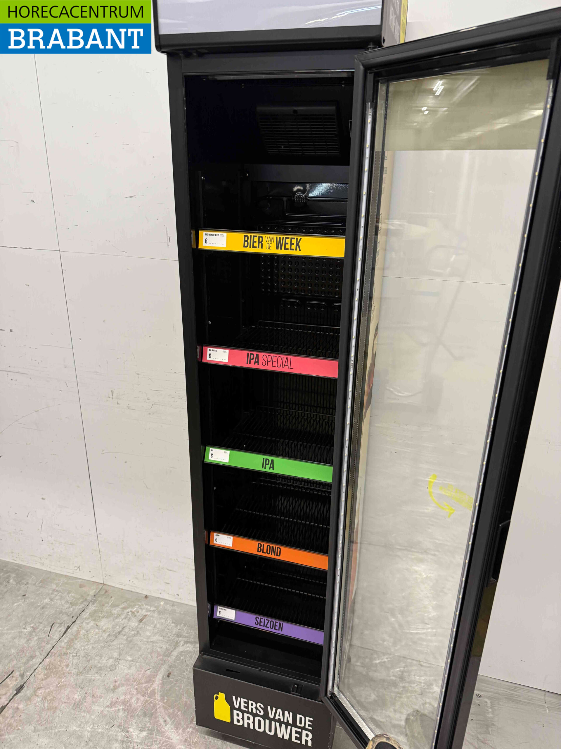 Gastro-Cool Glass Door Refrigerator Beverage Refrigerator Glass door 155 liters 230V Horeca - Image 4