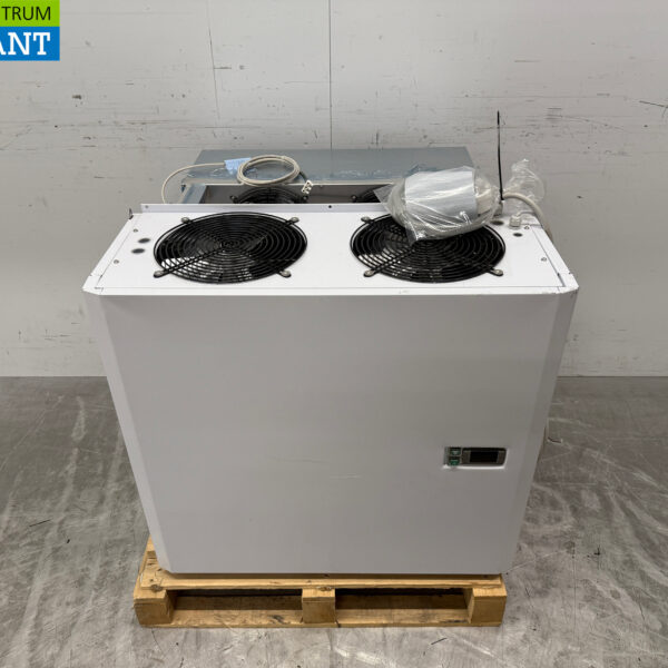 Combisteel Refrigeration Unit Refrigeration Unit Plug-in Monoblock Wall Unit 16.1 m3 230V Horeca