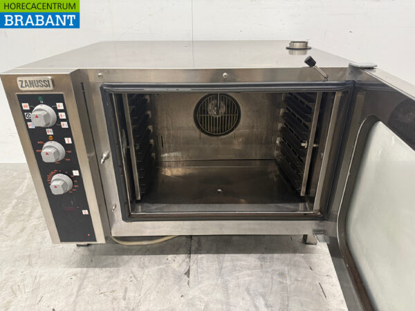 Stainless steel Zanussi Combisteamer 6 x 1/1 GN 400V Horeca - Image 5