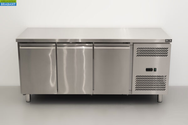 Stainless steel Freezer workbench 3 doors 1/1 gastronorm 179,5 cm Catering