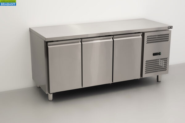 Stainless steel Freezer workbench 3 doors 1/1 gastronorm 179,5 cm Catering - Image 3