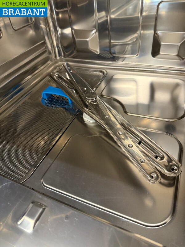 Stainless steel Meiko Upster Dishwasher with drain pump 400V Catering - Image 9
